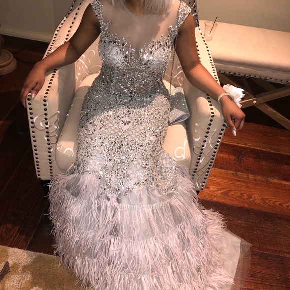 Silver prom dress - Picture 2 of 4